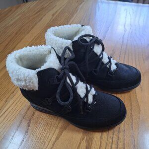 SOREL EVIE COZY LACE SUEDE FAUX FUR HIDDEN WEDGE BOOTS SIZE 8